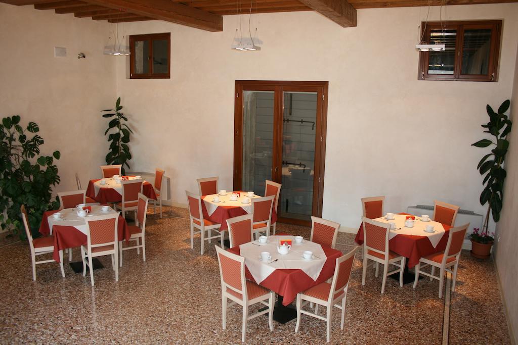 La Meridiana Crocetta del Montello Esterno foto