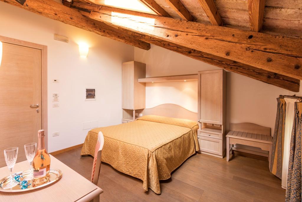 La Meridiana Crocetta del Montello Esterno foto
